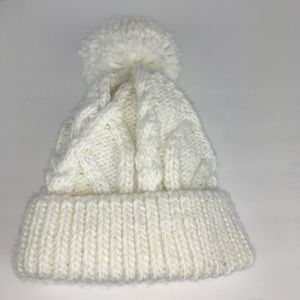Winter Pom Pom Hat.